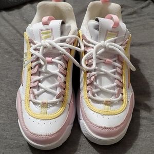 FILA Sneakers